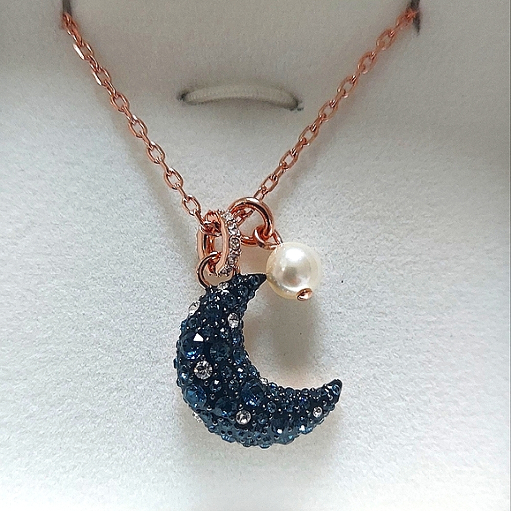 NWT Rose Gold-Tone Crystal Moon & Imitation Pearl Pendant Necklace, 15-3/4" +2 - Picture 2 of 6